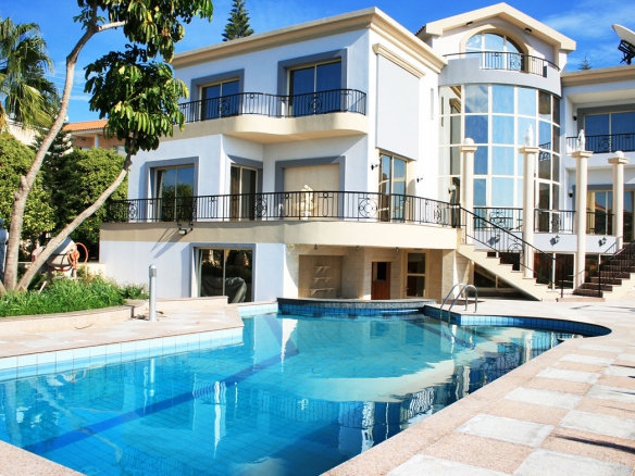 Villa avec piscine